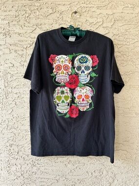 Delta Black Short-Sleeve Tee with Colorful Sugar Skull Quartet vintage 90s